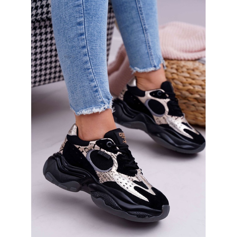 Zapatos deportivos para mujer Big Star de Daniel Lopez en negro y dorado FF274A524 amarillo 1