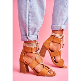 SEA Sandalias De Mujer En El Tacón Atado Ante Camel Amore marrón 1 SEA Sandalias De Mujer En El Tacón Atado Ante Camel Amore marrón 1