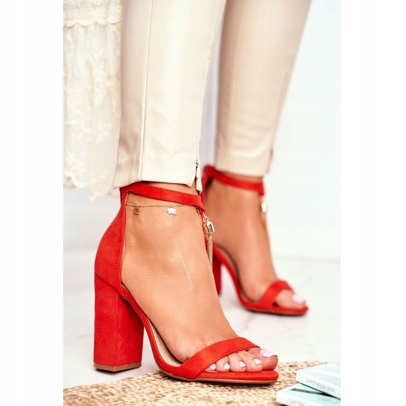 FW1 Sandalias de ante naranja en una barra con flecos Annick 1