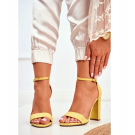 FW1 Sandalias de Mujer en Tacón Ante Amarillo Anastasie 3