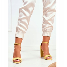 FW1 Sandalias de Mujer en Tacón Ante Amarillo Anastasie 1 FW1 Sandalias de Mujer en Tacón Ante Amarillo Anastasie 1