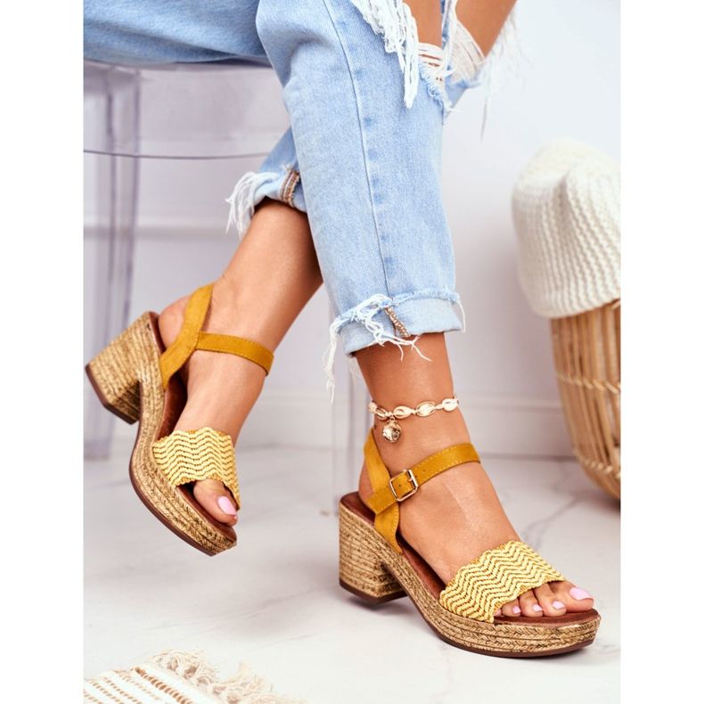 EVE Sandalias amarillas de mujer Fobi con tacón alto amarillo 2