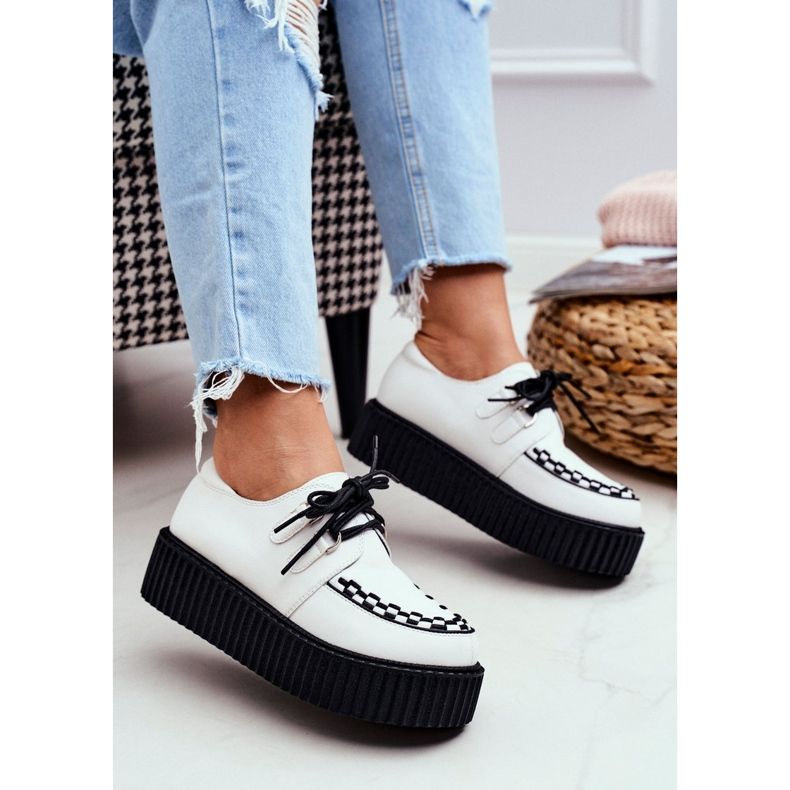 Smith's Creepers de cuero blanco en la plataforma Gocain 1