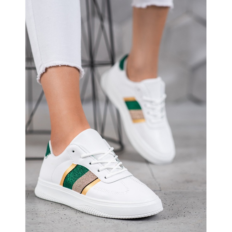 Small Swan Calzado deportivo de moda blanco 2