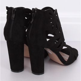 Botas negras de tacón calado M304P Negro 3