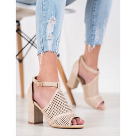 Small Swan Sandalias caladas elegantes beige 4