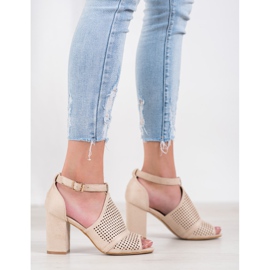 Small Swan Sandalias caladas elegantes beige 5