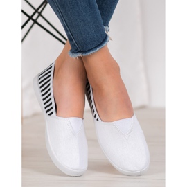 SHELOVET Slipons blancos con rayas 3