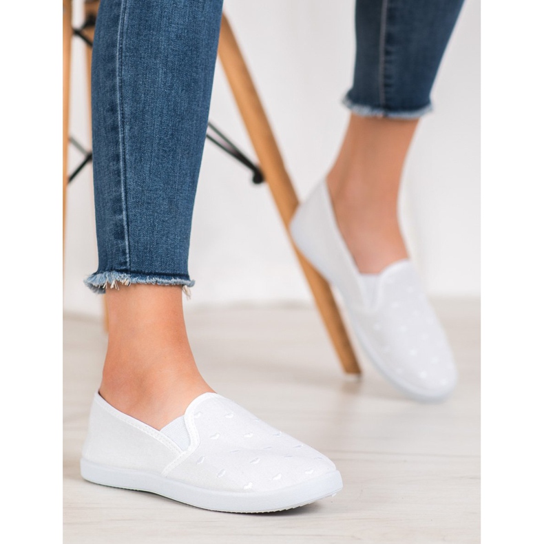 SHELOVET Slipons blancos en corazones 1