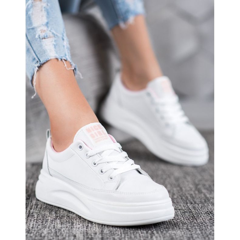 SHELOVET Zapatillas en la plataforma Nice Girl blanco 1