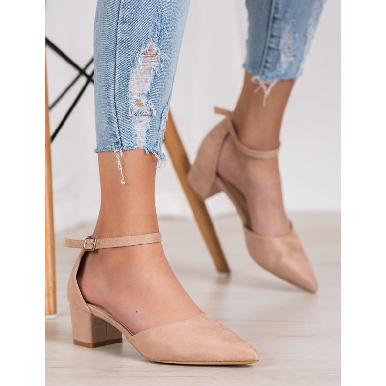 Small Swan Bombas con estilo marrón 2 Small Swan Bombas con estilo marrón 2