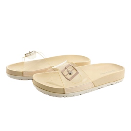Zapatillas beige transparentes con hebilla SE-9606 2