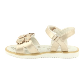 Sandalias doradas con flores y lentejuelas American Club XD10/20 dorado 1