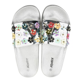 Pantuflas plateadas con flores D7659-3 gris 3
