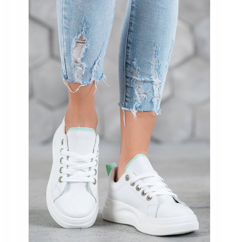 SHELOVET Zapatillas de moda en la plataforma blanco 1