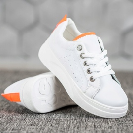 SHELOVET Zapatillas de moda en la plataforma blanco 3