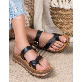 Comer Zapatillas en la plataforma de moda negro 2