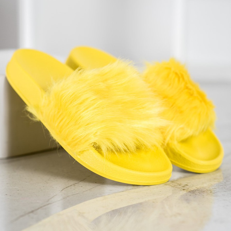 SHELOVET Zapatillas de Goma con Piel amarillo 2