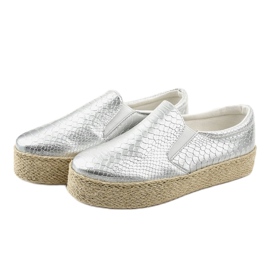 Alpargatas plateadas sin cordones 6140 gris 2
