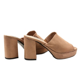 Zapatilla tacón ante caqui 9R17 beige 3