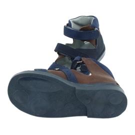 Sandalias preventivas altas Mazurek 291 azul marino y marrón 4