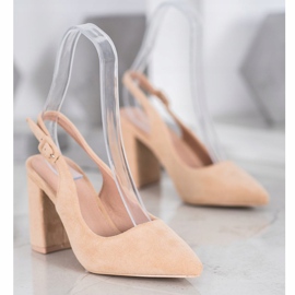 Comer Zapatos de salón clásicos con tacón abierto beige 3