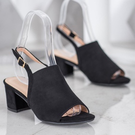 Small Swan Zapatos negros en una barra 4