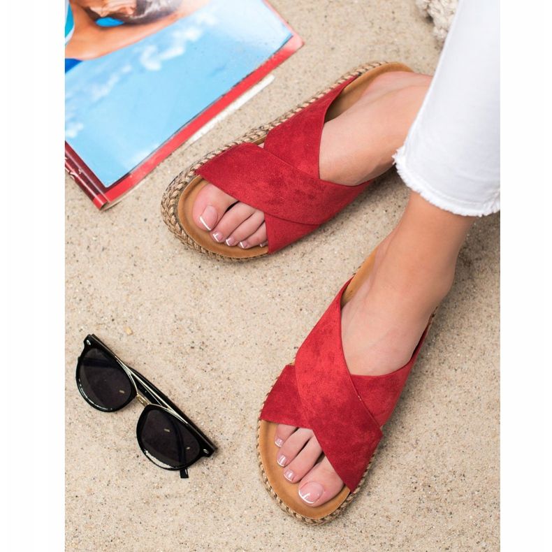 Comer Zapatillas cómodas en la plataforma rojo 1 Comer Zapatillas cómodas en la plataforma rojo 1