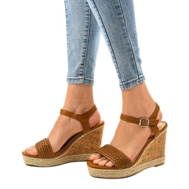 Sandalias cuña alpargatas marrones 77-105 marrón 2