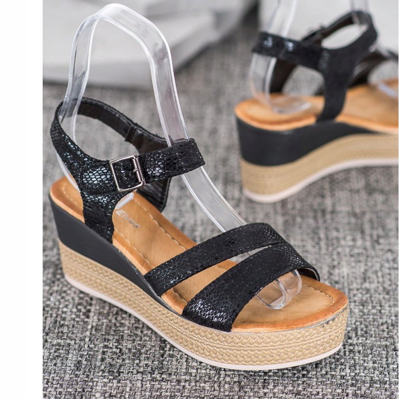 Sea Elves Sandalias cómodas negro 1