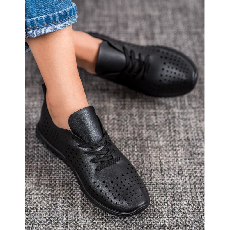 Camo Deportivas caladas con piel ecológica negro 2 Camo Deportivas caladas con piel ecológica negro 2