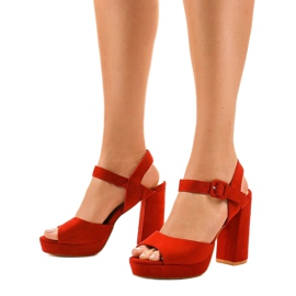 Sandalias rojas sobre ante de poste 77-102 rojo 2