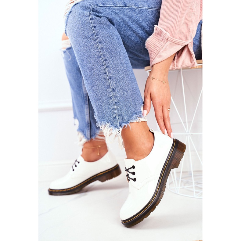 SEA Brogues de mujer lacados en blanco ¡Hazlo mejor! 1