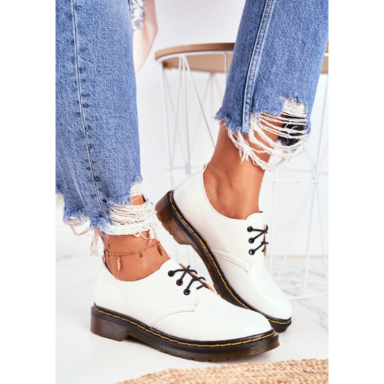 SEA Brogues de mujer lacados en blanco ¡Hazlo mejor! 2