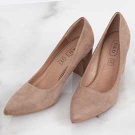 Zapatos de salón en el poste beige E08-12 Ante caqui 2