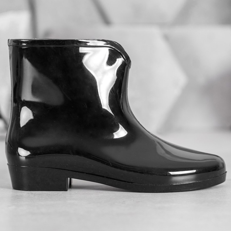 SHELOVET Chanclos con cadena decorativa negro 1