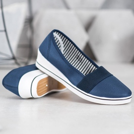 Renda Slipons azul marino en una cuña 3