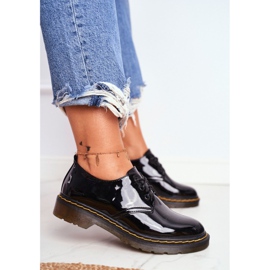SEA Brogues de mujer lacados en negro ¡Hazlo mejor! 2