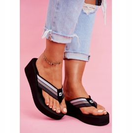 Pantuflas de Mujer Chanclas Big Star en una cuña Negro FF274A300 1