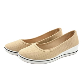 Zapatillas beige en la cuña HC-0307 2
