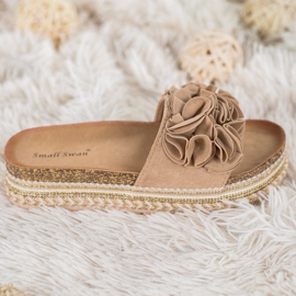 Small Swan Zapatillas de ante con adornos marrón 2
