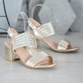 Small Swan Sandalias brillantes sin cordones dorado 3