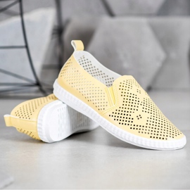 GOLL Slipons amarillos calados 2
