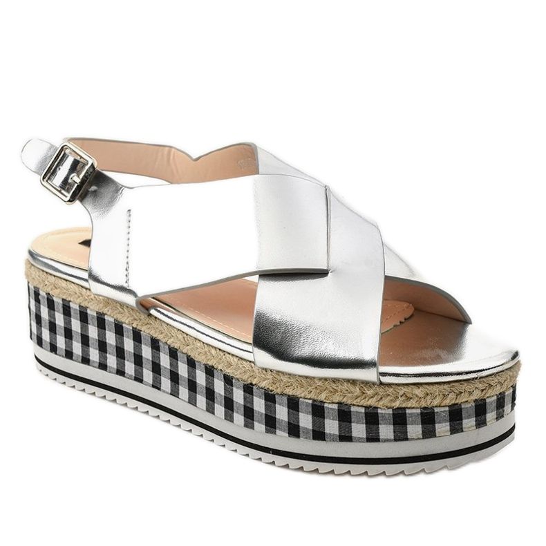 Sandalias plateadas en la plataforma 1507-40 gris 1