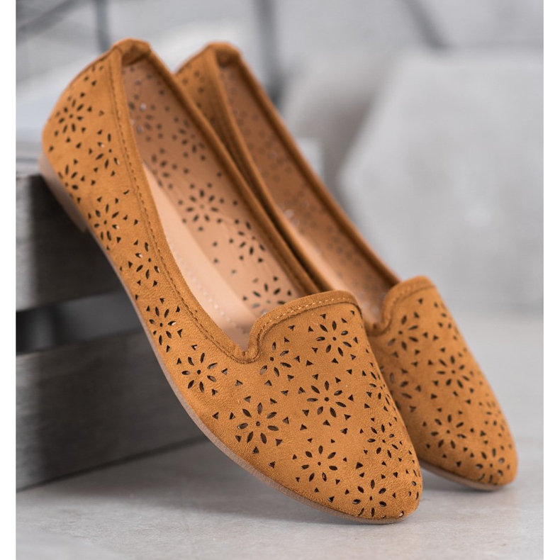 Clowse Señores calados camello marrón 1