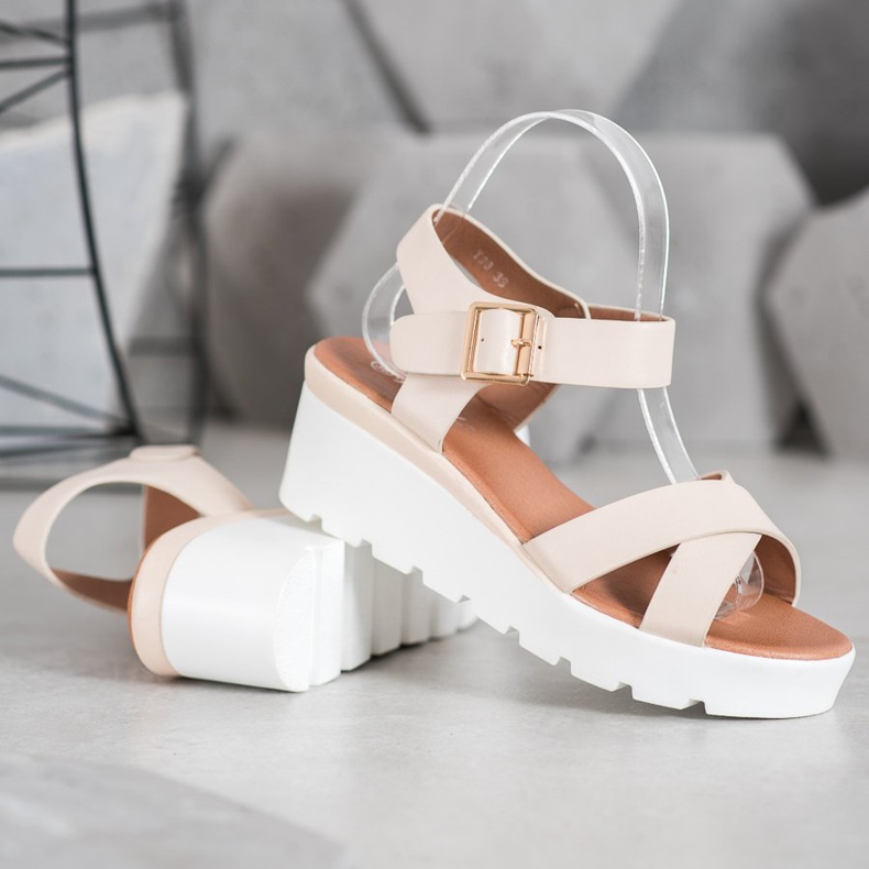 Weide Sandalias de moda marrón 1