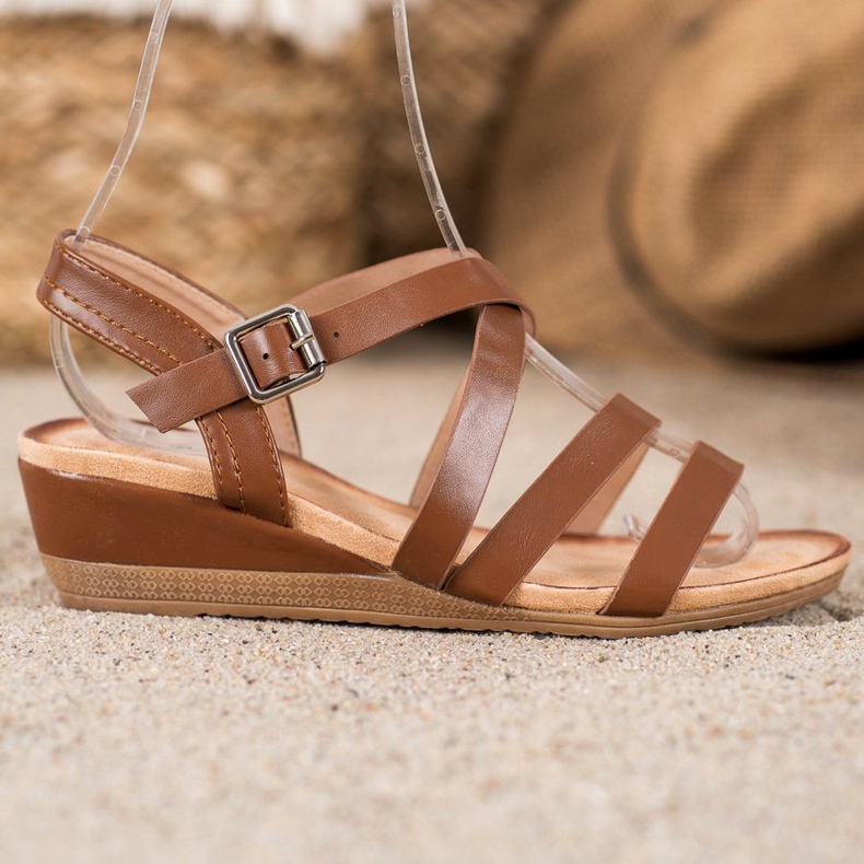 Mannika Zapatos casuales de cuña marrón 1