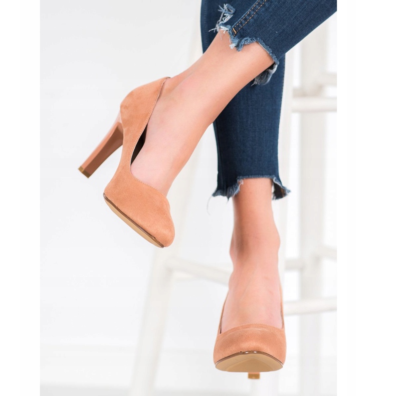 J. Star Bombas elegantes beige 1