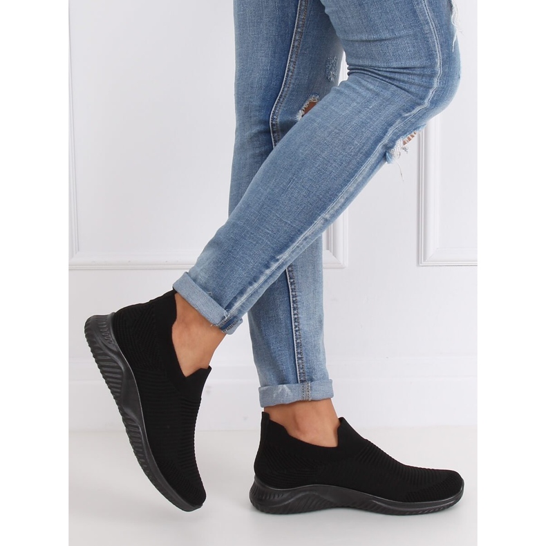 Negro 9924 Calzado deportivo negro 1