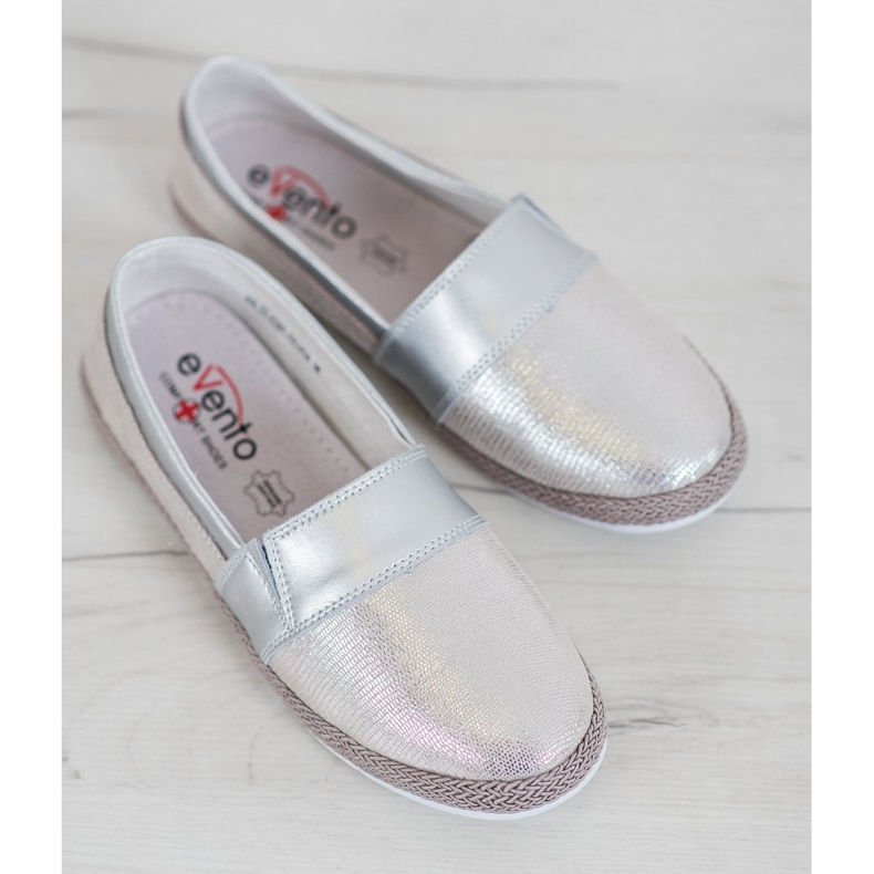 Evento Slipons plateados cómodos gris 1 Evento Slipons plateados cómodos gris 1